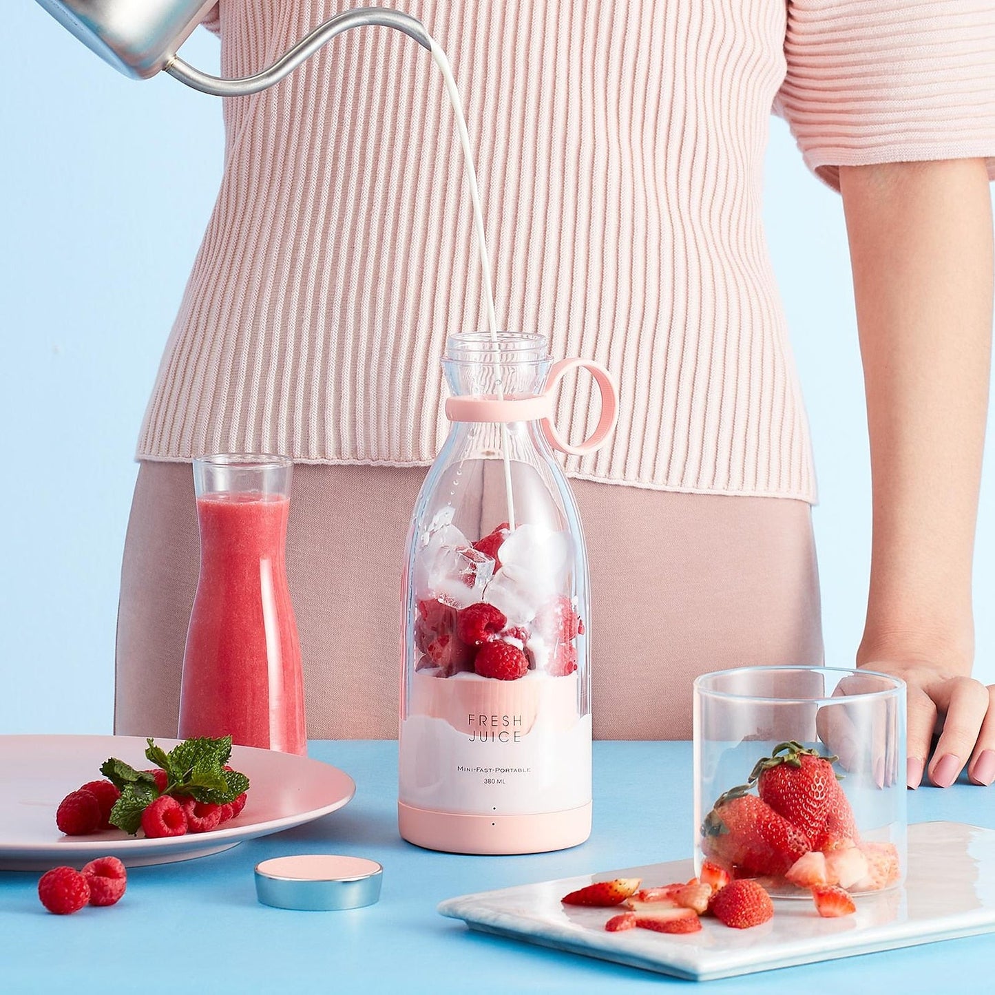 Portable Blender Bottle By Wellness Muse